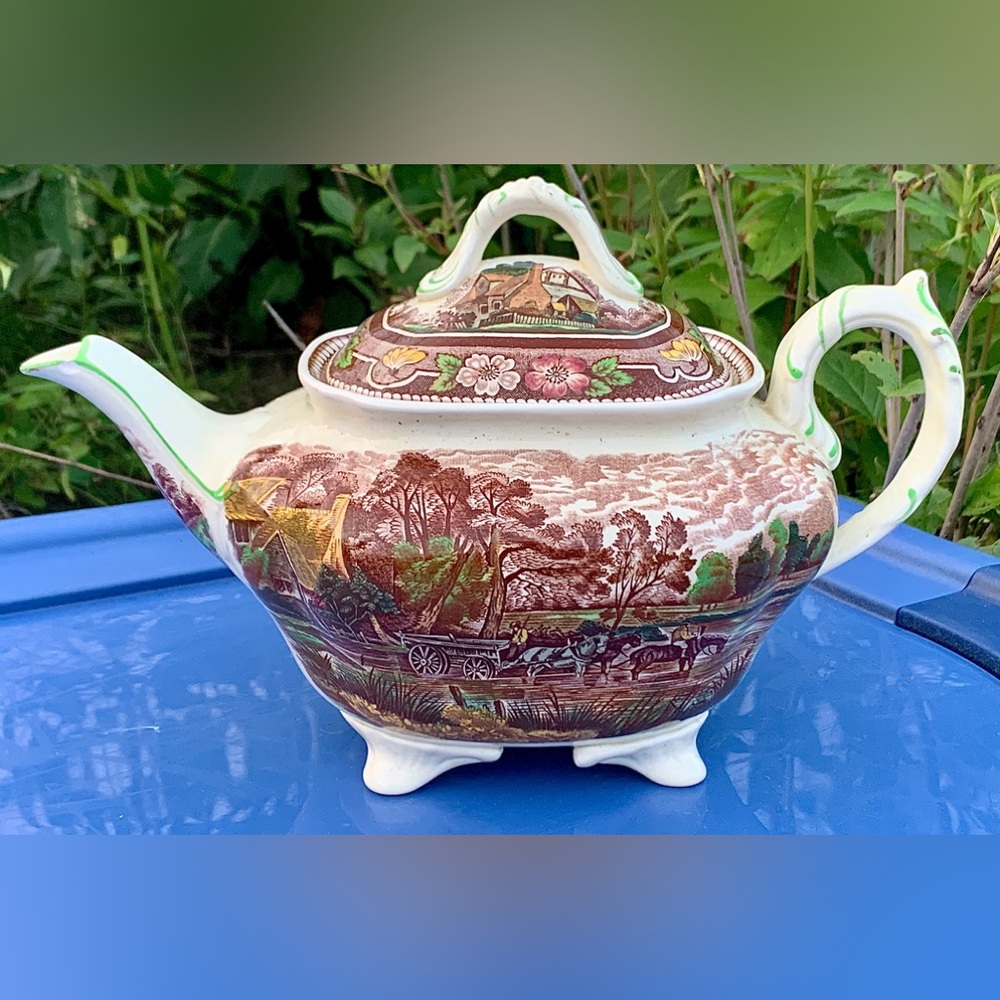 Antique COALPORT Kings Ware England A.D. 1750 PASTORAL Brown Lidded Teapot